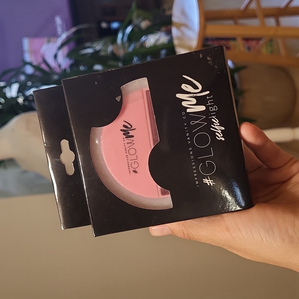 NWT Impression Vanity Co Glow Me Selfie Light